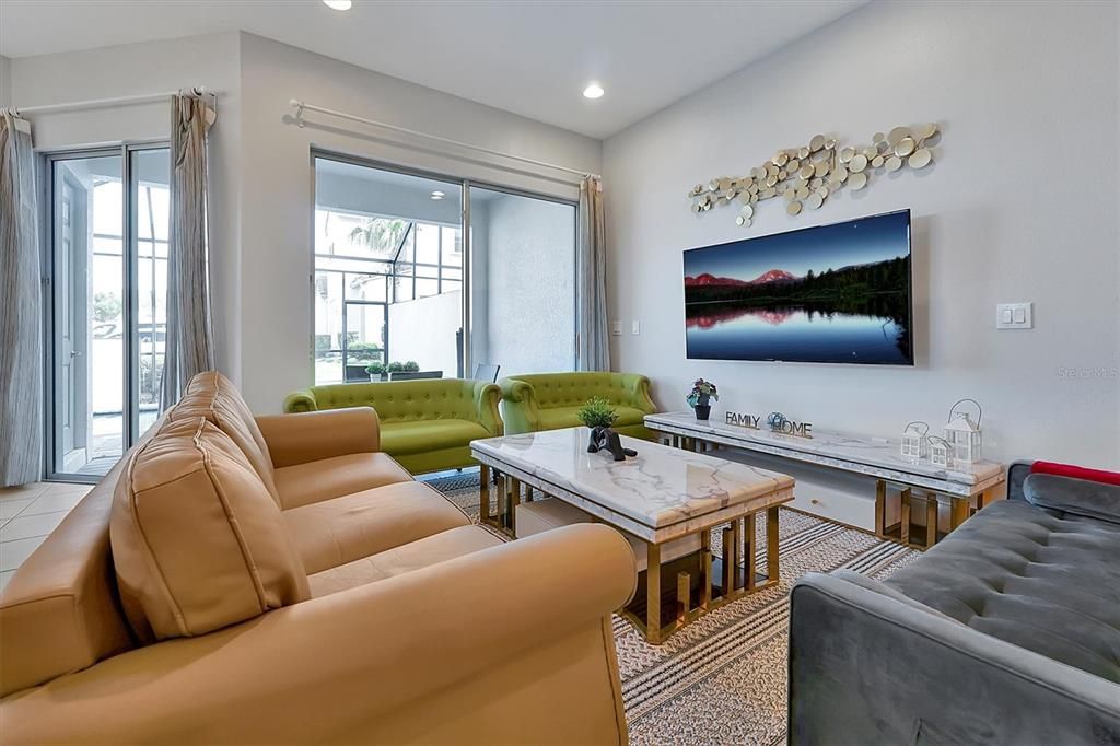 For Rent: $2,900 (5 beds, 4 baths, 2340 Square Feet)