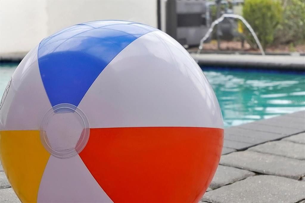 For Rent: $2,900 (5 beds, 4 baths, 2340 Square Feet)