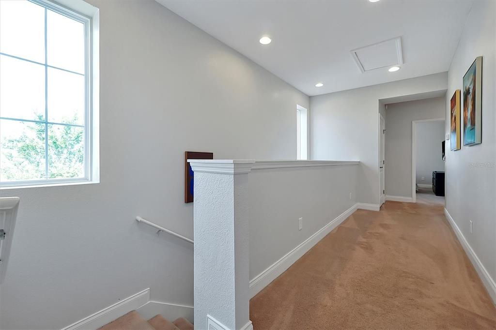 For Rent: $2,900 (5 beds, 4 baths, 2340 Square Feet)