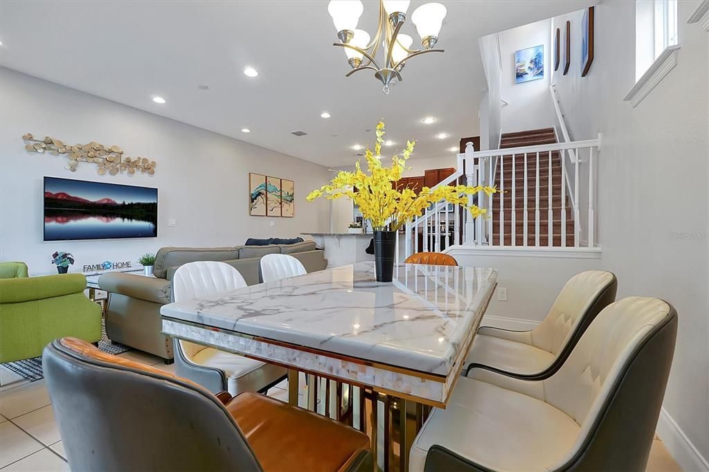 For Rent: $2,900 (5 beds, 4 baths, 2340 Square Feet)