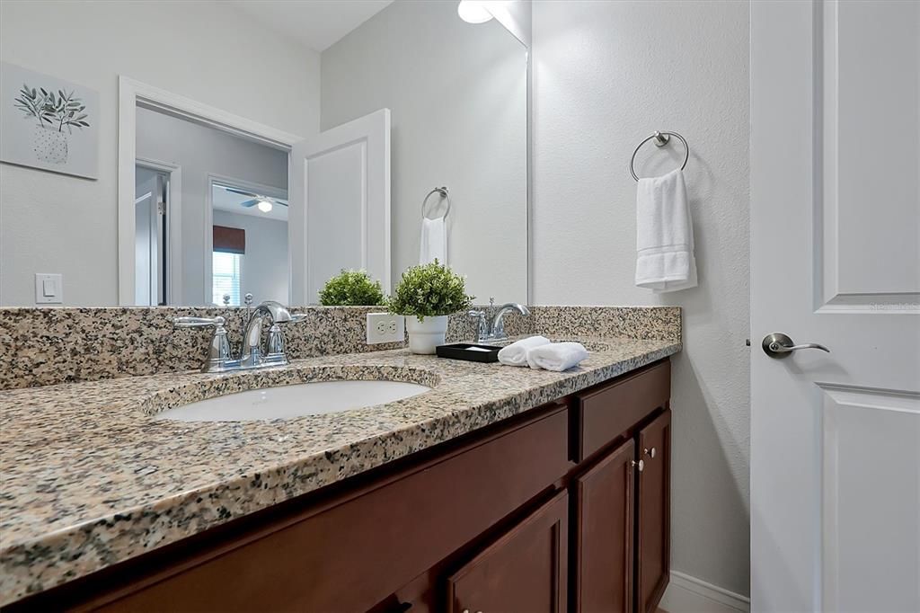 For Rent: $2,900 (5 beds, 4 baths, 2340 Square Feet)