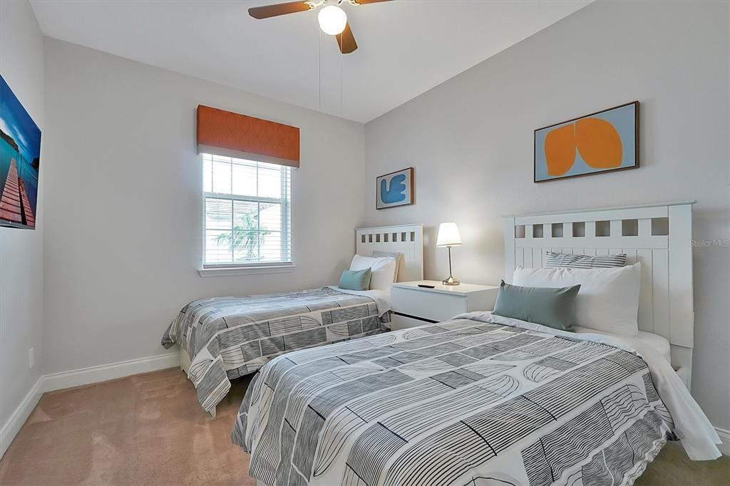 For Rent: $2,900 (5 beds, 4 baths, 2340 Square Feet)