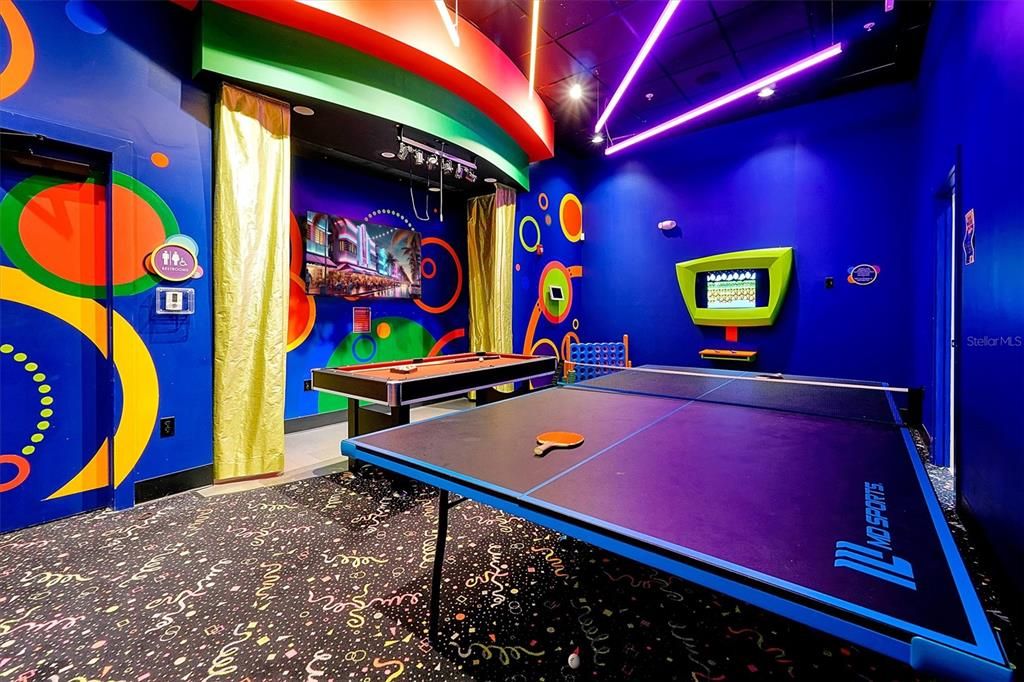 For Rent: $2,900 (5 beds, 4 baths, 2340 Square Feet)