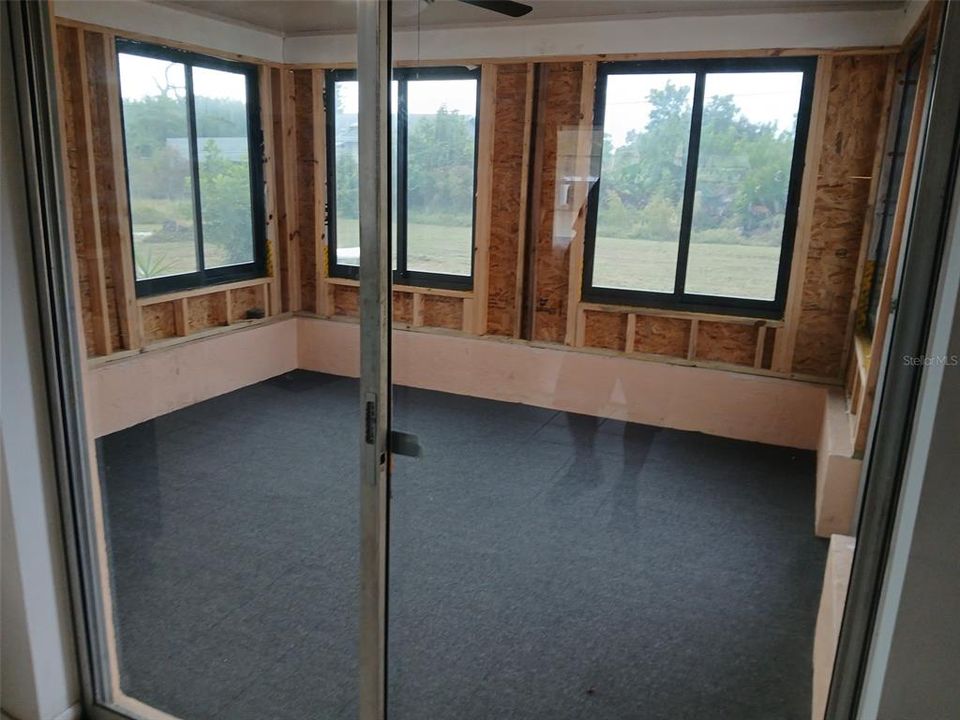 En Venta: $225,000 (2 camas, 1 baños, 864 Pies cuadrados)