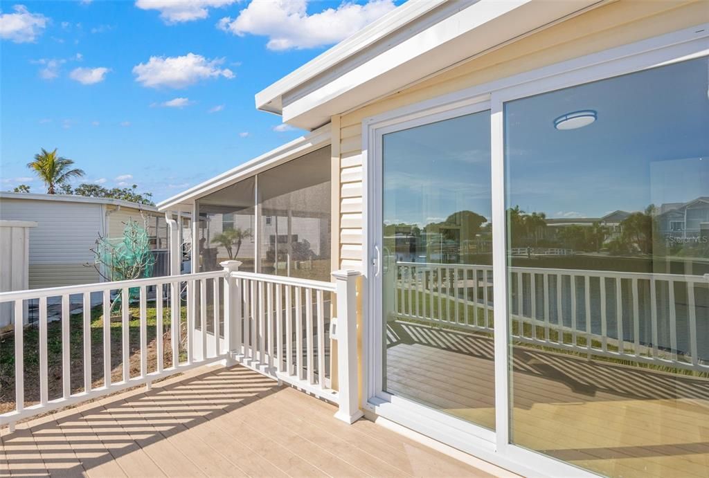 For Sale: $269,000 (2 beds, 1 baths, 748 Square Feet)