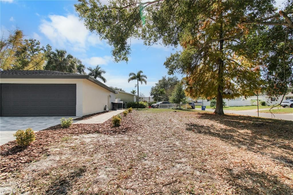 En Venta: $549,000 (4 camas, 3 baños, 1704 Pies cuadrados)