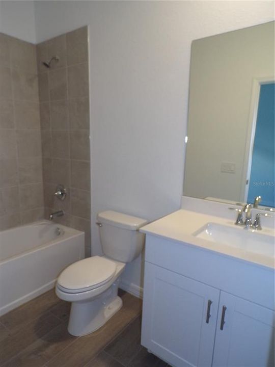 В аренду: $2,300 (4 спален, 3 ванн, 2032 Квадратных фут)