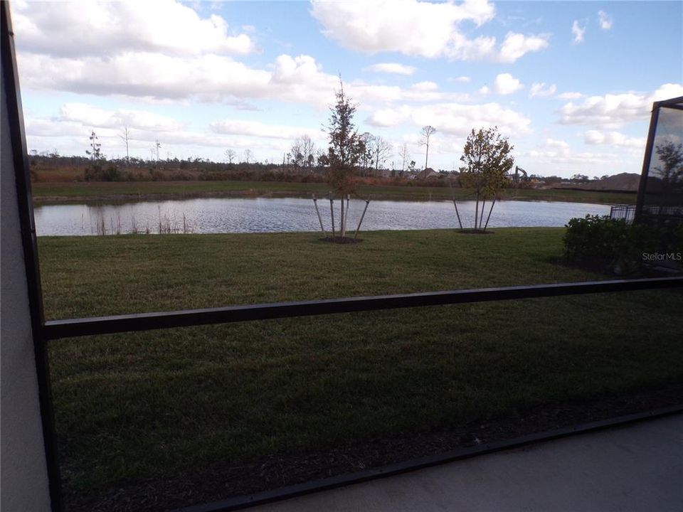 В аренду: $2,300 (4 спален, 3 ванн, 2032 Квадратных фут)