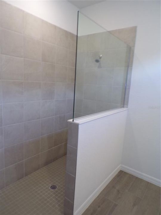 В аренду: $2,300 (4 спален, 3 ванн, 2032 Квадратных фут)