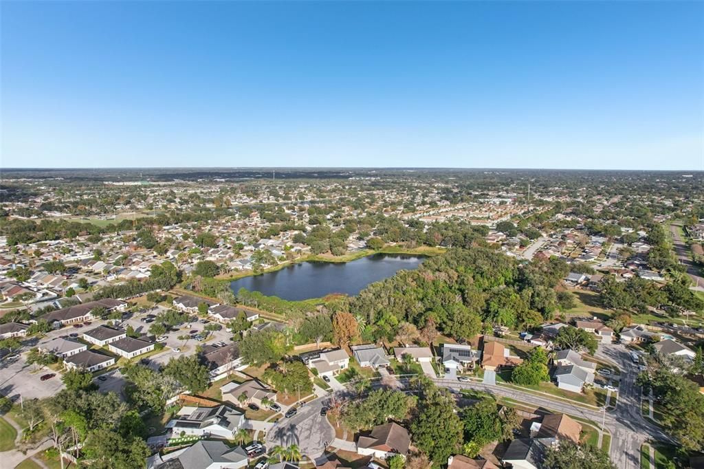 待售: $389,900 (4 贝兹, 2 浴室, 2068 平方英尺)