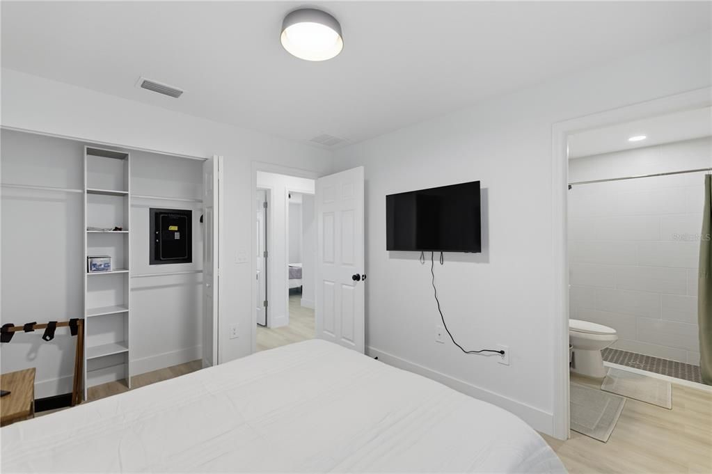 En Venta: $249,900 (3 camas, 2 baños, 1100 Pies cuadrados)