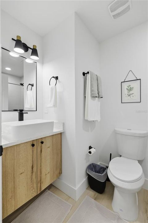 En Venta: $249,900 (3 camas, 2 baños, 1100 Pies cuadrados)