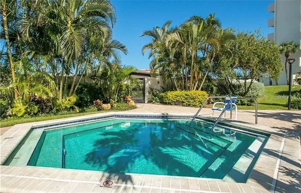 En Renta: $2,995 (2 camas, 2 baños, 1390 Pies cuadrados)