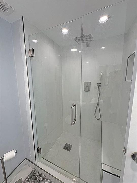 En Renta: $2,995 (2 camas, 2 baños, 1390 Pies cuadrados)