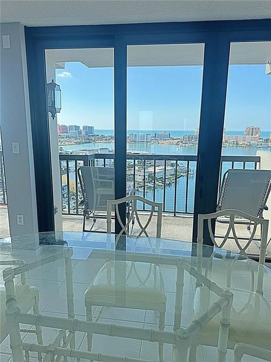 En Renta: $2,995 (2 camas, 2 baños, 1390 Pies cuadrados)