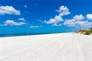 En Renta: $2,995 (2 camas, 2 baños, 1390 Pies cuadrados)