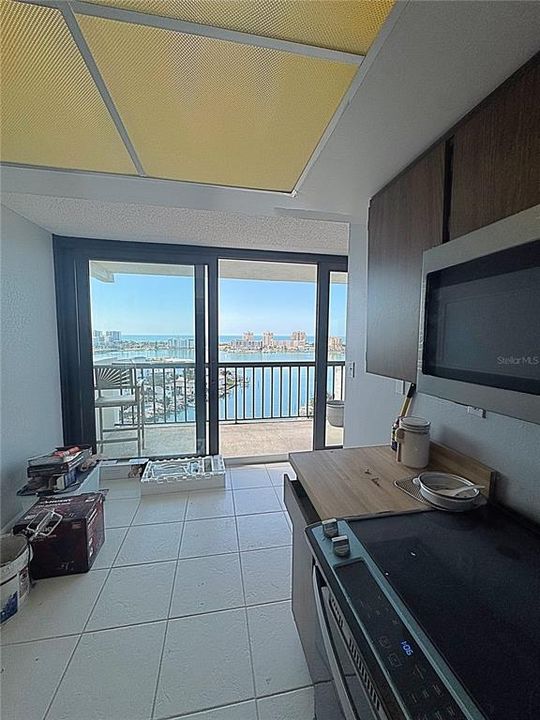 En Renta: $2,995 (2 camas, 2 baños, 1390 Pies cuadrados)