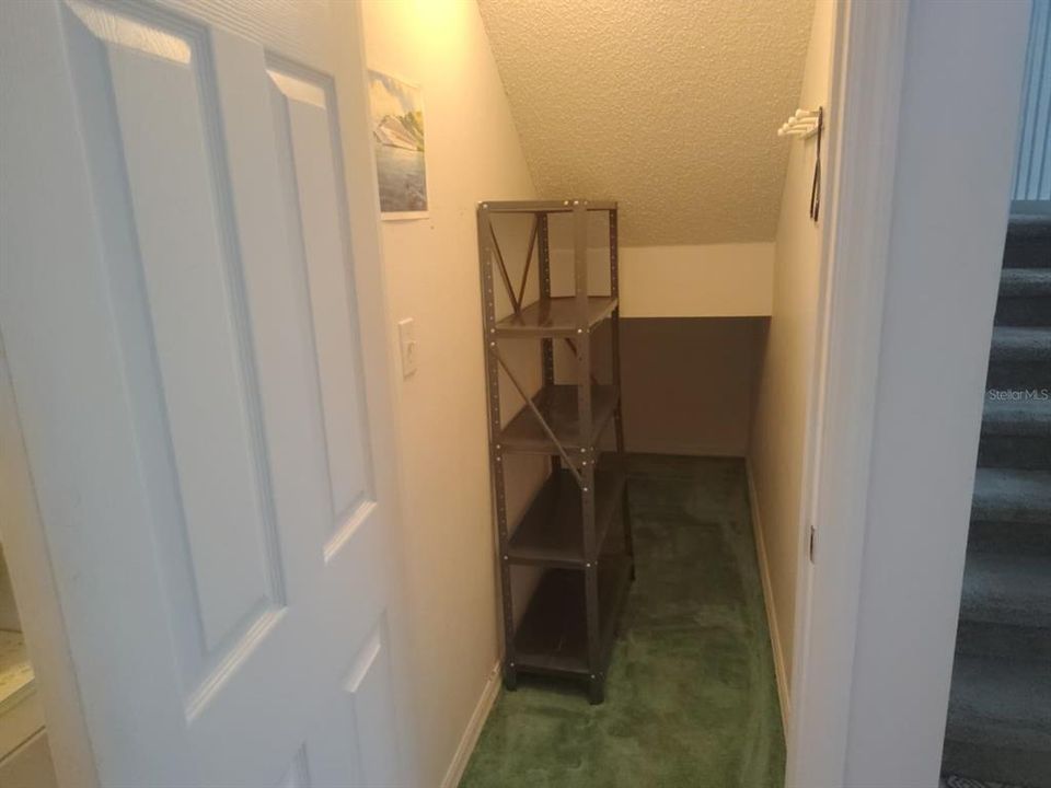 出租: $2,000 (4 贝兹, 3 浴室, 1831 平方英尺)