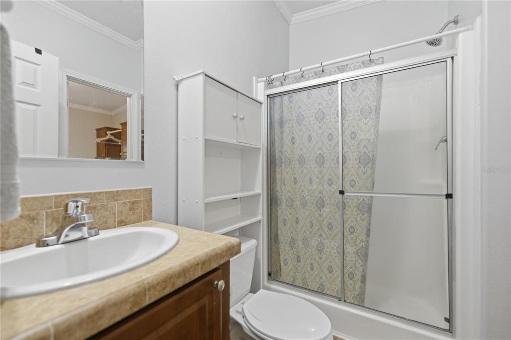 En Venta: $340,000 (4 camas, 3 baños, 2356 Pies cuadrados)