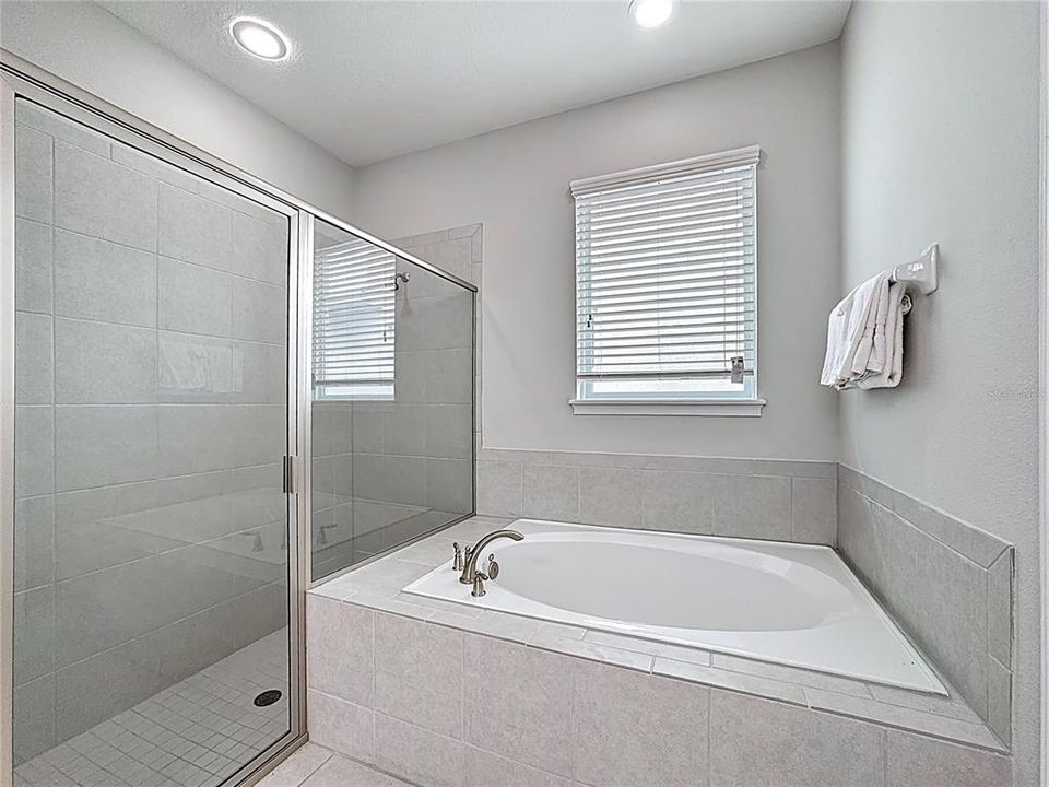 For Rent: $6,500 (8 beds, 6 baths, 3612 Square Feet)