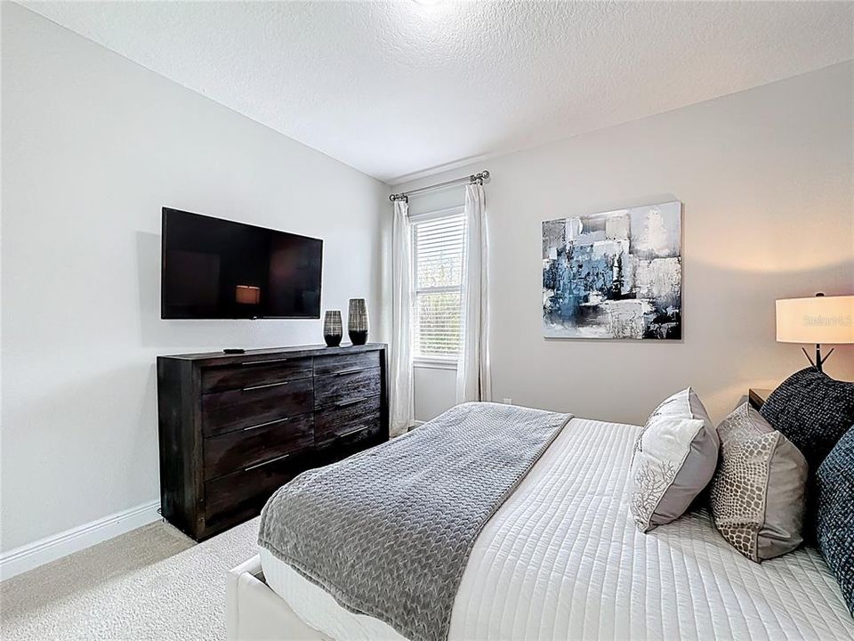 For Rent: $6,500 (8 beds, 6 baths, 3612 Square Feet)