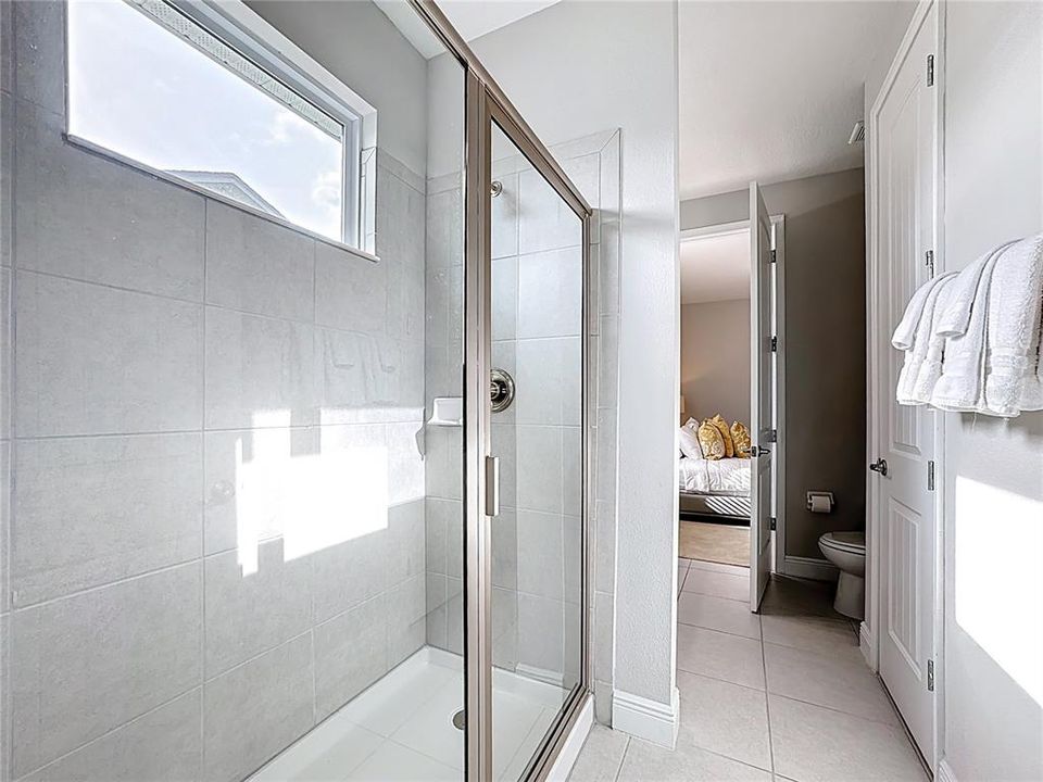 For Rent: $6,500 (8 beds, 6 baths, 3612 Square Feet)