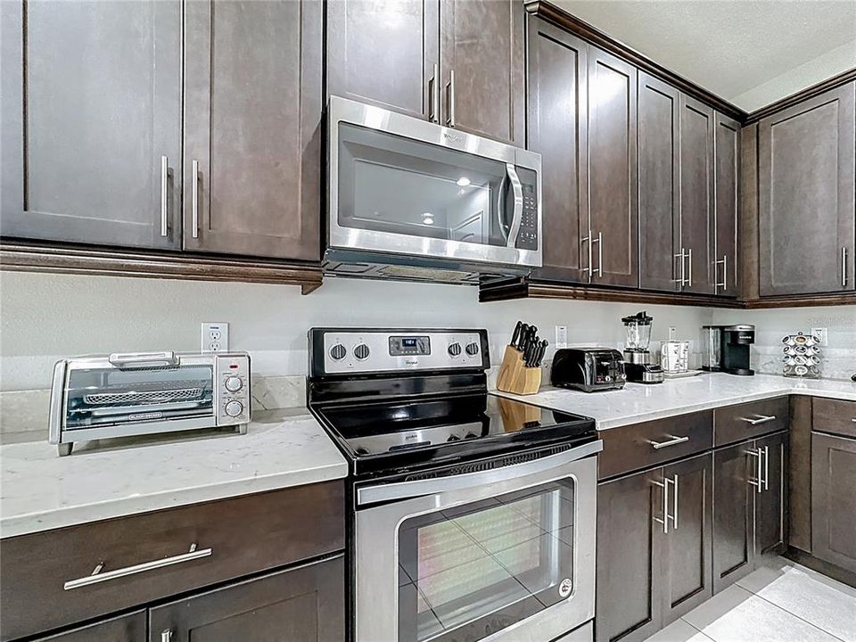 For Rent: $6,500 (8 beds, 6 baths, 3612 Square Feet)