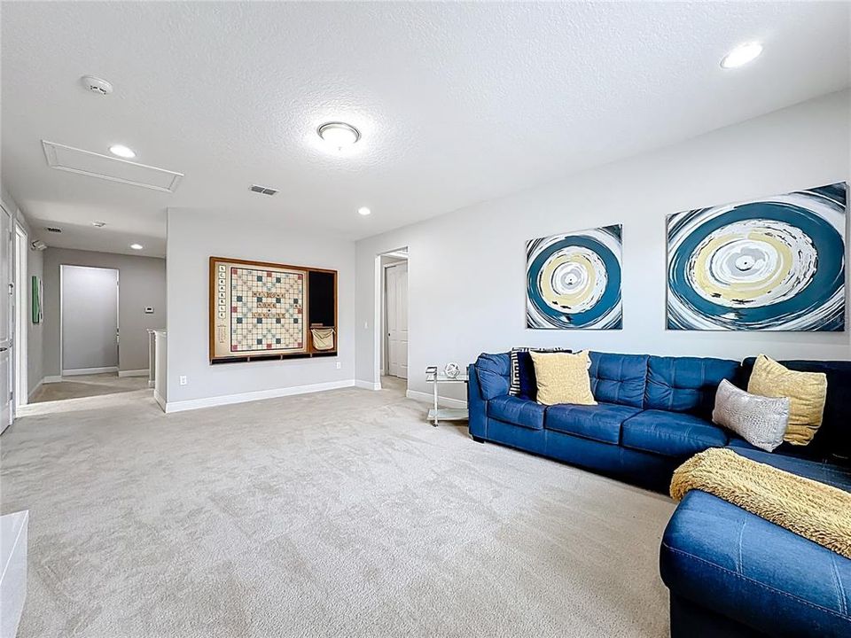 For Rent: $6,500 (8 beds, 6 baths, 3612 Square Feet)