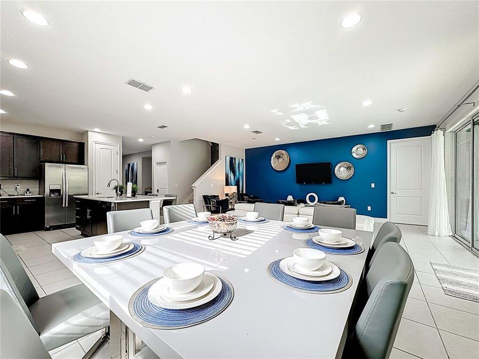 For Rent: $6,500 (8 beds, 6 baths, 3612 Square Feet)