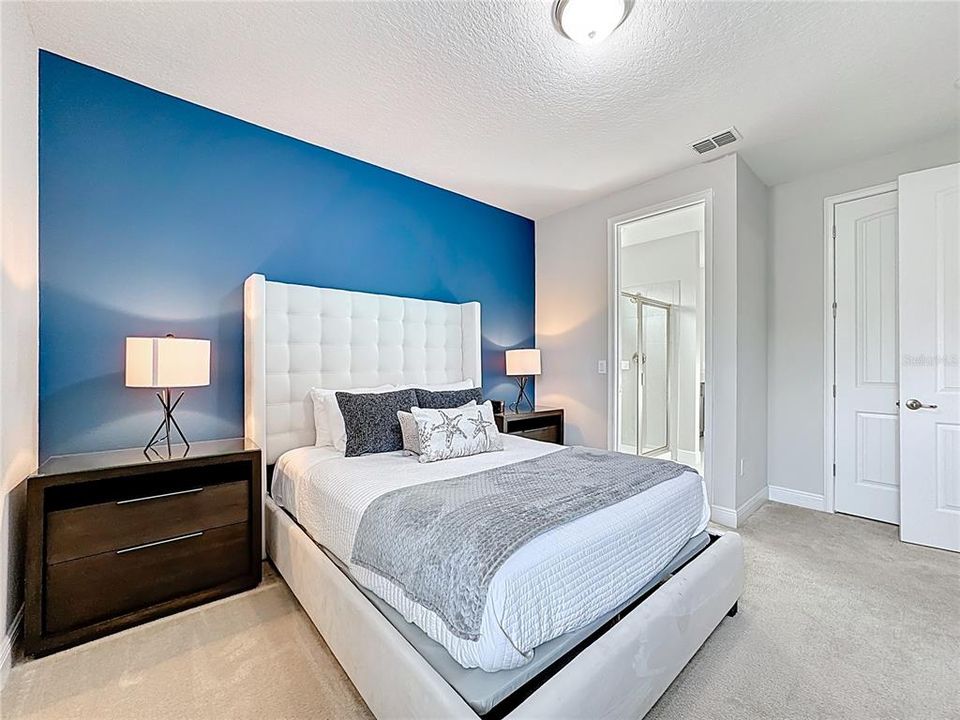 For Rent: $6,500 (8 beds, 6 baths, 3612 Square Feet)