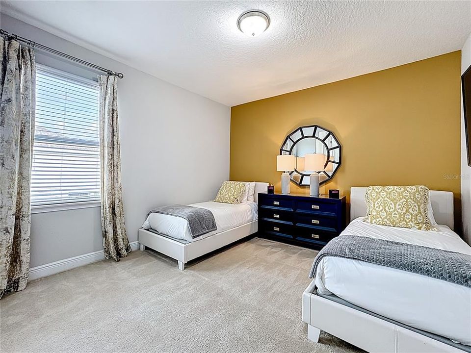 For Rent: $6,500 (8 beds, 6 baths, 3612 Square Feet)