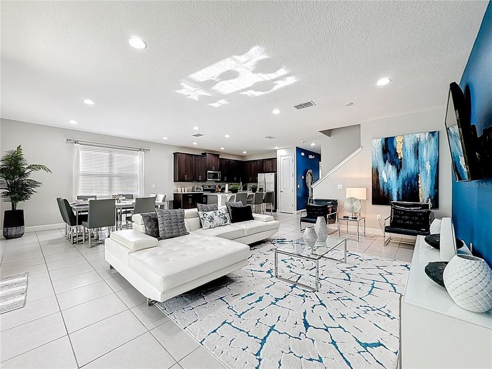 For Rent: $6,500 (8 beds, 6 baths, 3612 Square Feet)