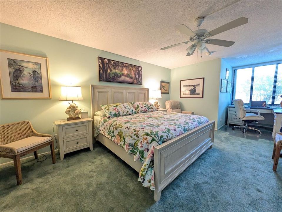 На продажу: $859,000 (2 спален, 2 ванн, 1641 Квадратных фут)