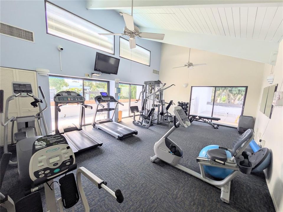 На продажу: $859,000 (2 спален, 2 ванн, 1641 Квадратных фут)