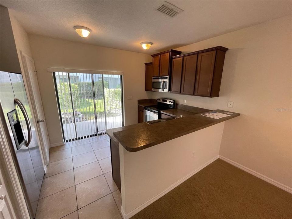 For Sale: $249,000 (2 beds, 2 baths, 1056 Square Feet)