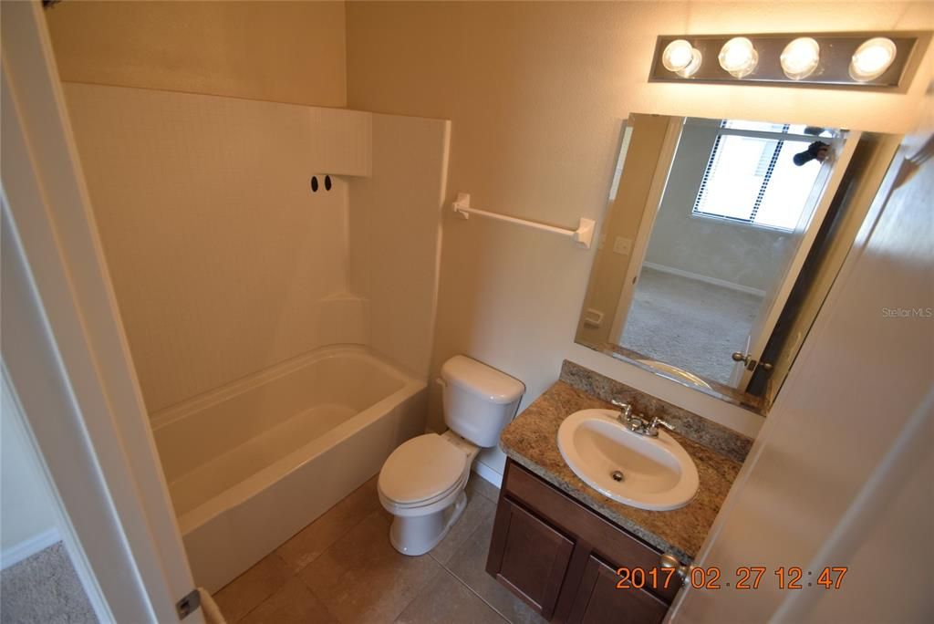 For Sale: $249,000 (2 beds, 2 baths, 1056 Square Feet)