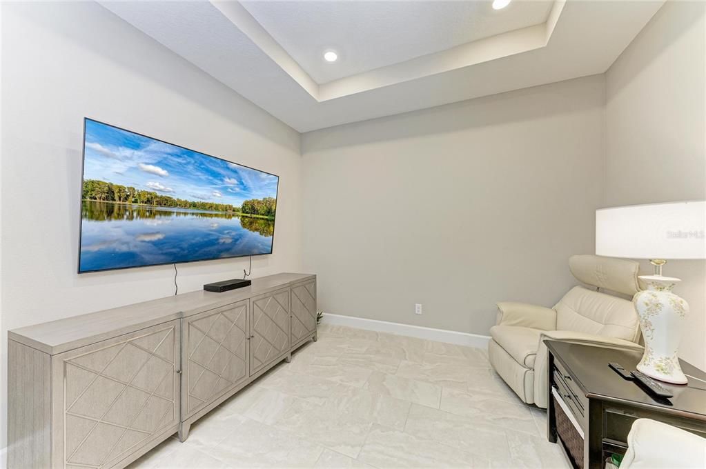 For Sale: $531,900 (2 beds, 2 baths, 1533 Square Feet)