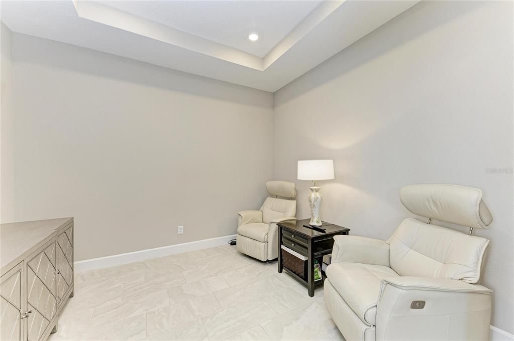 For Sale: $531,900 (2 beds, 2 baths, 1533 Square Feet)