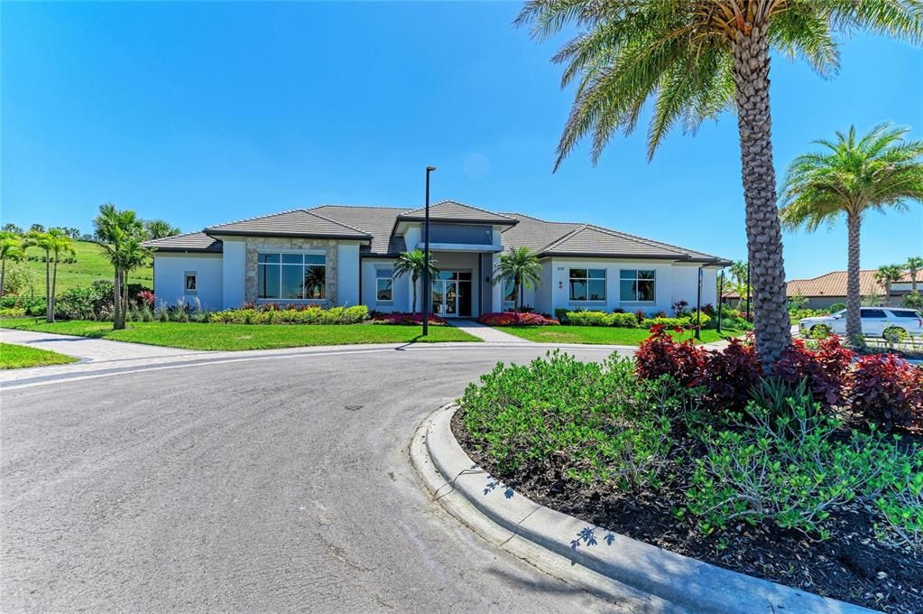 For Sale: $531,900 (2 beds, 2 baths, 1533 Square Feet)