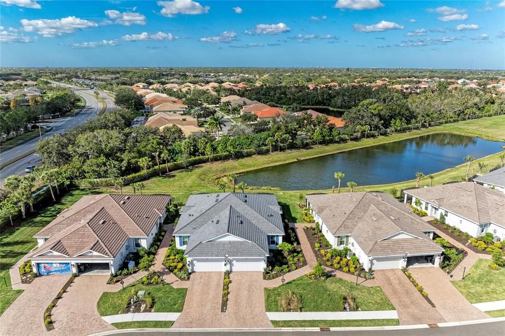 For Sale: $531,900 (2 beds, 2 baths, 1533 Square Feet)