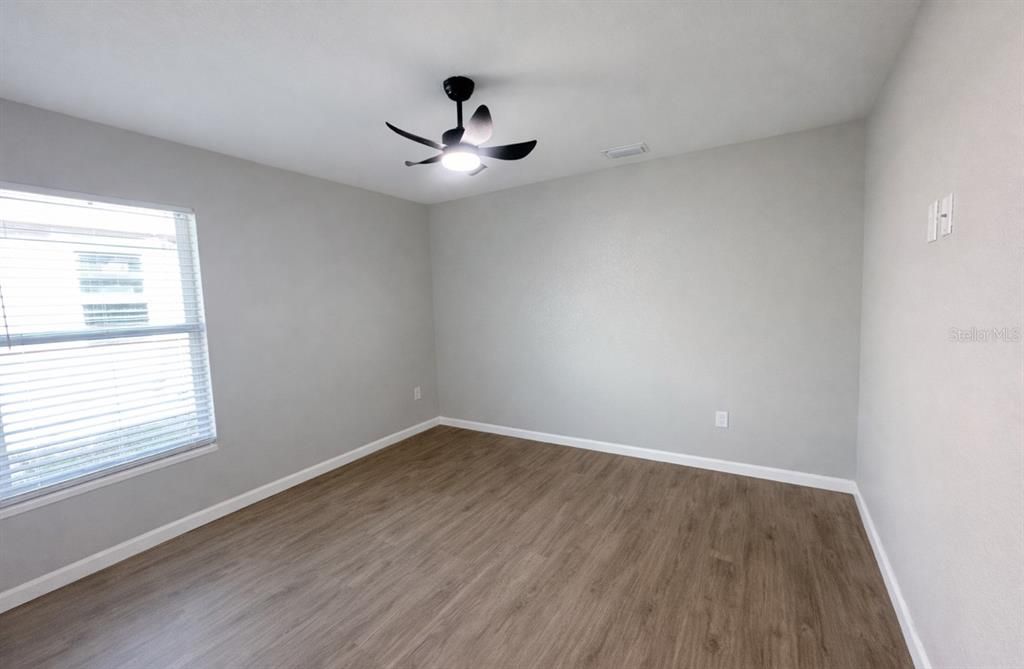 For Rent: $1,700 (3 beds, 2 baths, 1387 Square Feet)