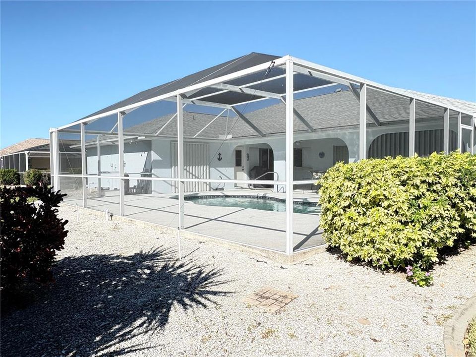 For Sale: $360,000 (3 beds, 2 baths, 2189 Square Feet)