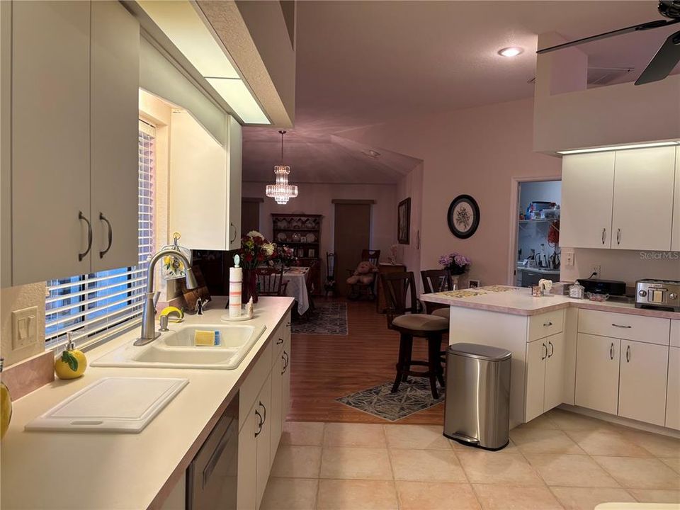 For Sale: $360,000 (3 beds, 2 baths, 2189 Square Feet)