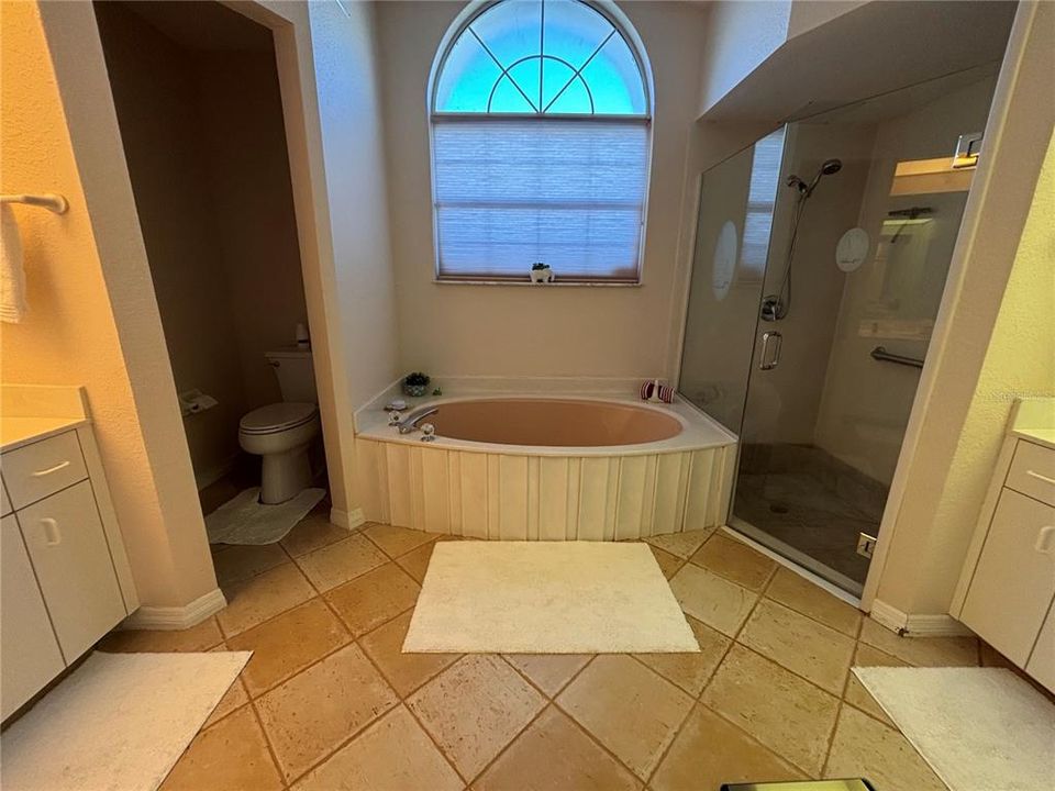 For Sale: $360,000 (3 beds, 2 baths, 2189 Square Feet)