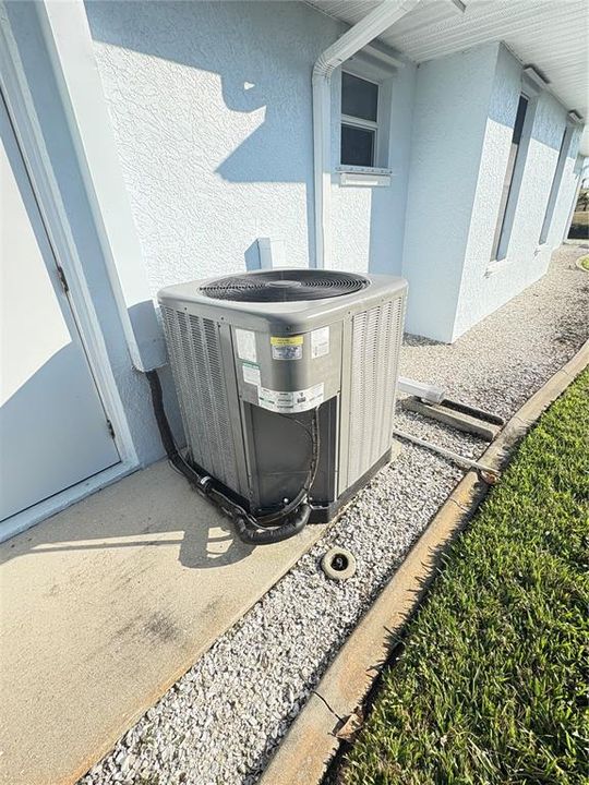 For Sale: $360,000 (3 beds, 2 baths, 2189 Square Feet)