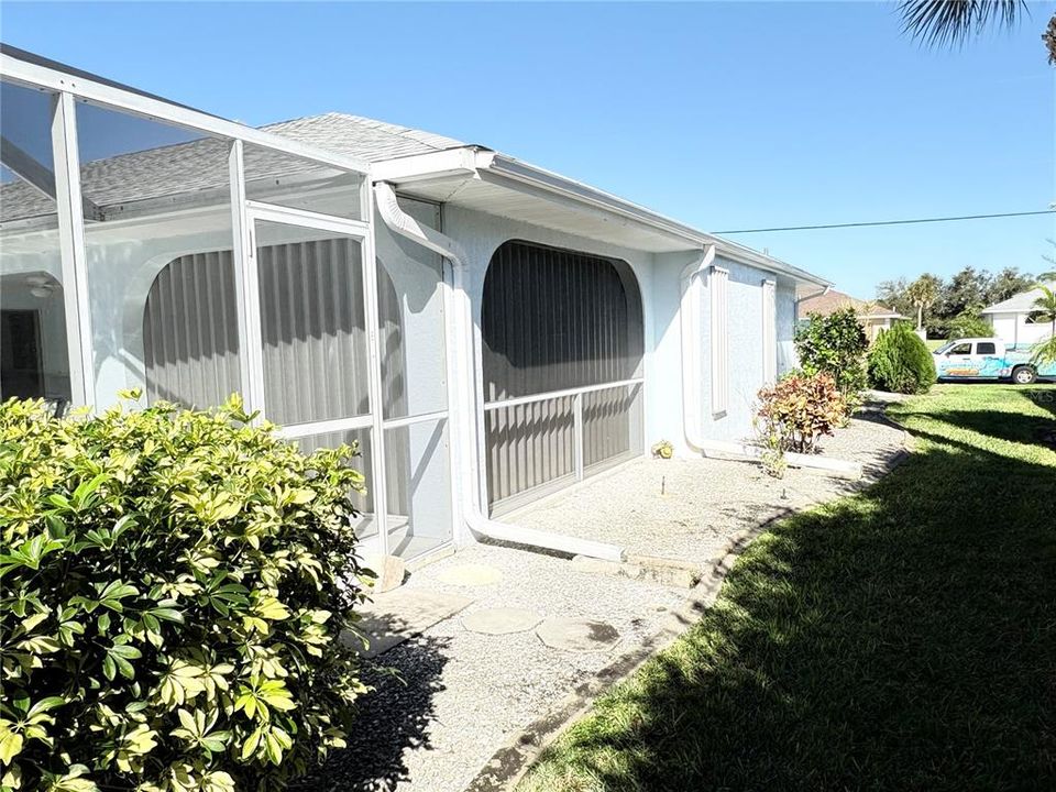 For Sale: $360,000 (3 beds, 2 baths, 2189 Square Feet)