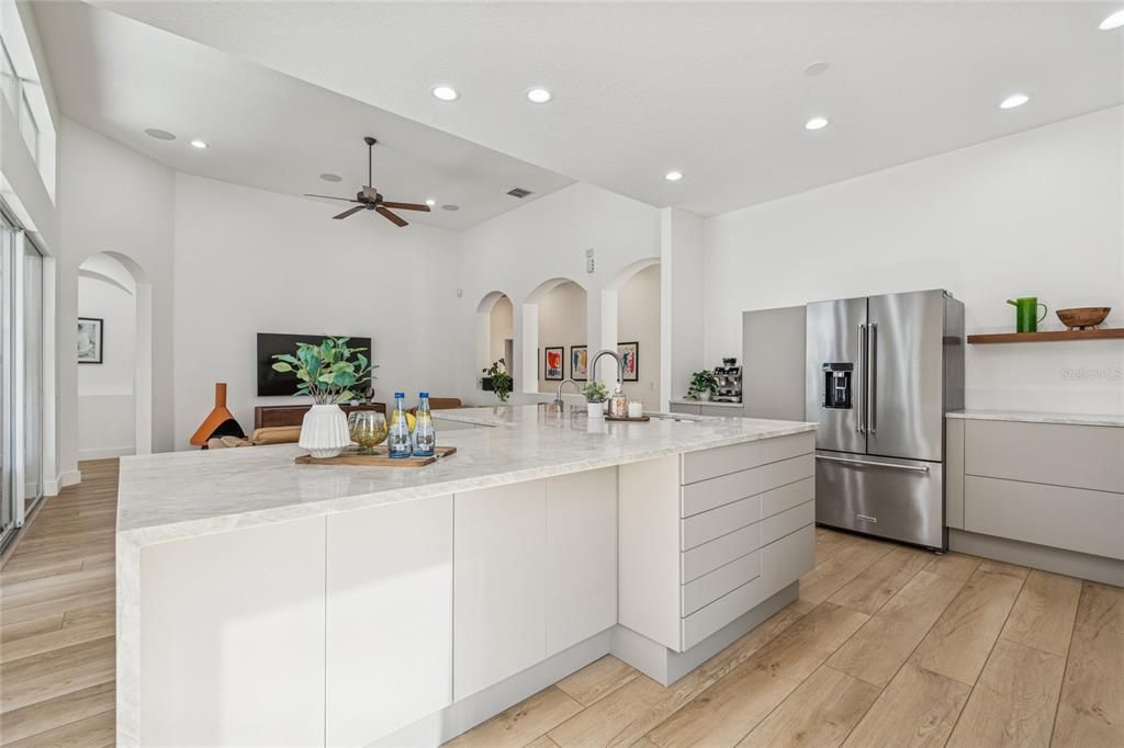 En Venta: $625,000 (3 camas, 2 baños, 2485 Pies cuadrados)