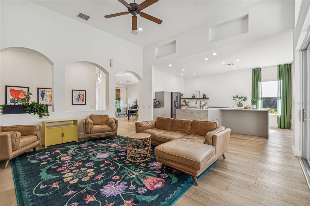 En Venta: $625,000 (3 camas, 2 baños, 2485 Pies cuadrados)