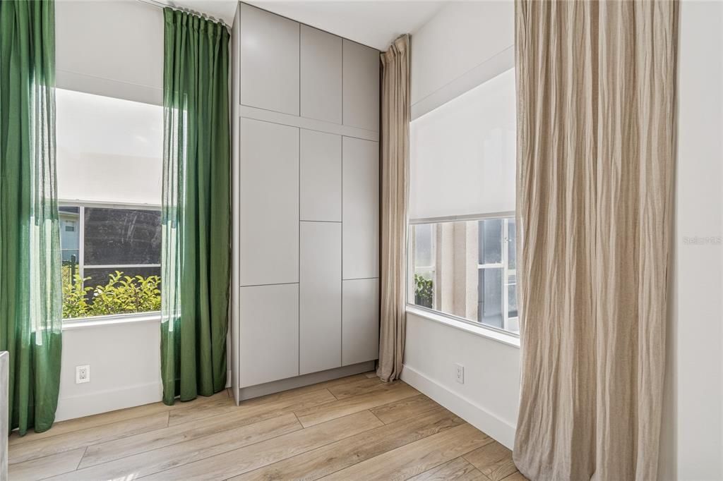 En Venta: $625,000 (3 camas, 2 baños, 2485 Pies cuadrados)