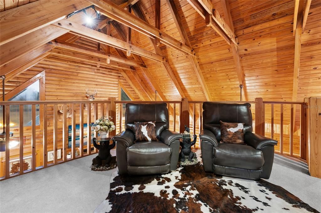 En Venta: $875,000 (3 camas, 2 baños, 1912 Pies cuadrados)